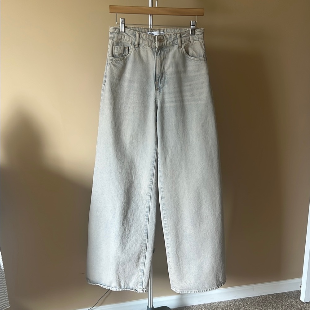 Women's Light Blue Wide-Leg Jeans